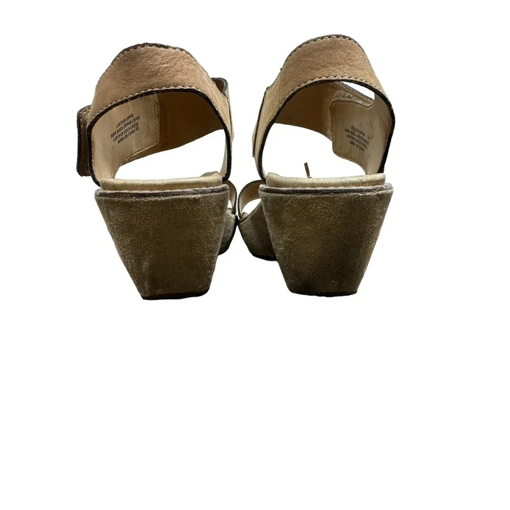 Earth Fauna Wedge Women's Sz 9.5 Button Earthy Artsy Lagenlook